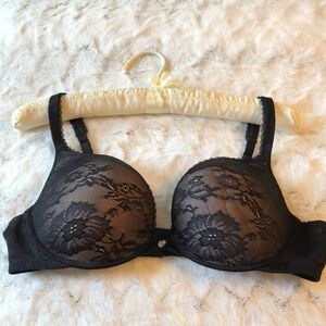 Victoria's Secret Black Lace Underwire Bra